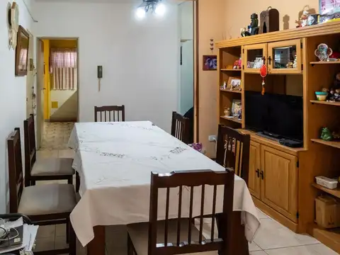 Departamento 4 ambientes con 1 baño