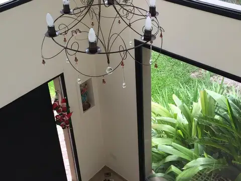 Casa en Venta en La Peregrina, USD 290.000