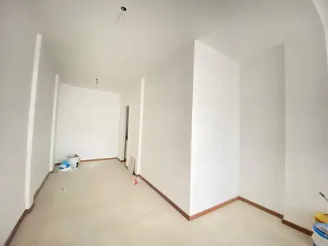 Local en Venta en Zarate, USD 75.000