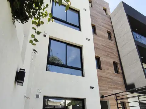 Departamento 2 ambientes en Planta Baja con Cochera en Villa Luzuriaga