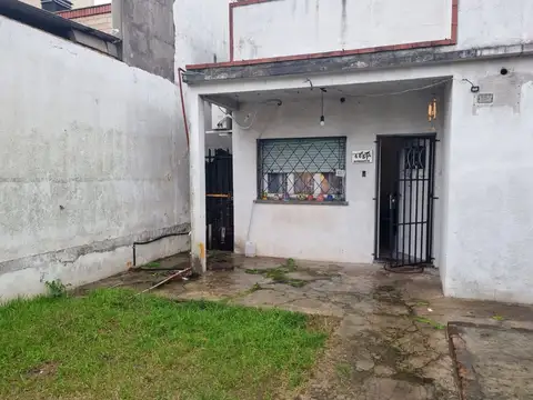 Rivadavia 4000, Piso PB