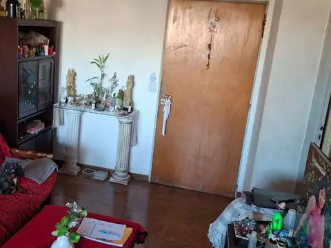 Departamento 4 ambientes con 2 baños