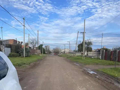 Terreno calle 81 entre 46 y 48 300m2