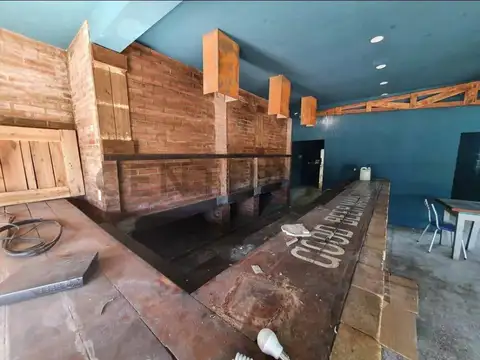 Local en Venta en Manuel B Gonnet, USD 275.000