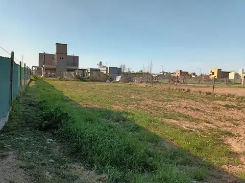 Venta TERRENO FUNES NORTE