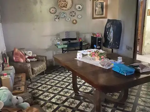 Casa a reciclar en José C. Paz - ¡Oportunidad única!