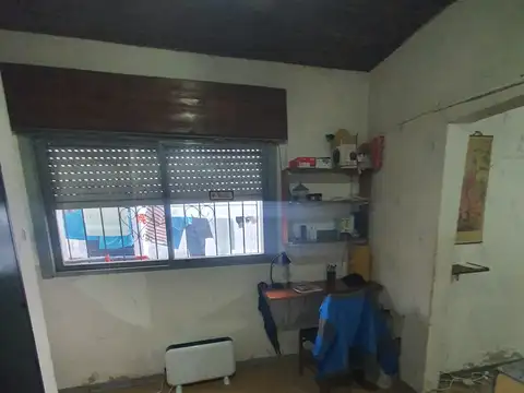 Depto Tipo Casa en Venta 50 años