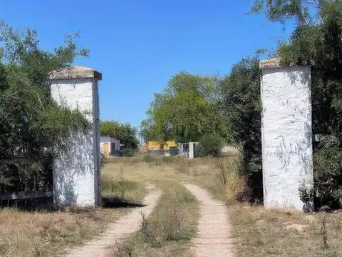 Terreno en Venta en Los Hornos, USD 23.000