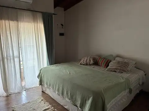 Depto Tipo Casa en Venta con 1 cocheras