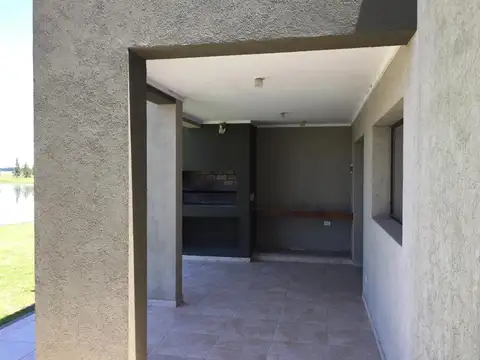 CASA 3 AMBIENTES - CLUB DE CAMPO LA FAUSTINA - BRANDSEN