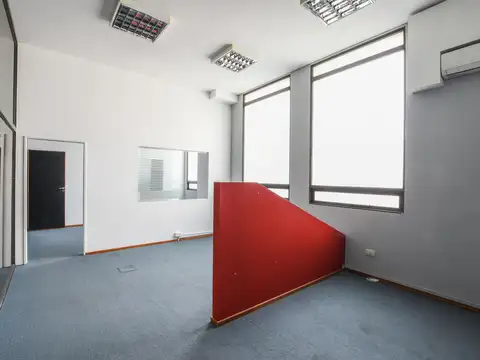 Oficina en Venta 80 años