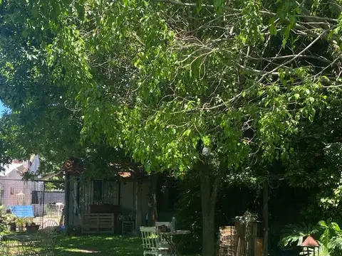 Casa 5 ambientes con 1 baño