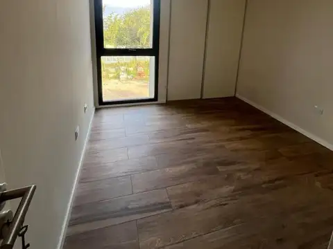 Departamento en Venta en Arguello, USD 165.000