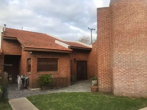 Casa en Alquiler Temporal en Miramar, USD 2.400