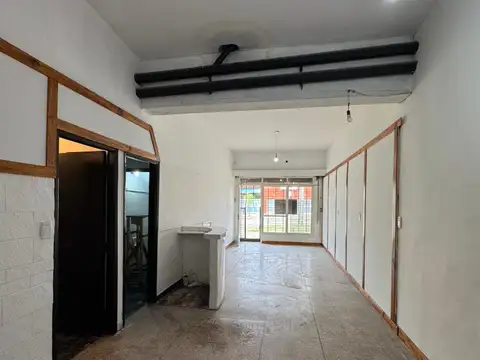 Local en Alquiler en Sourigues, $ 700.000