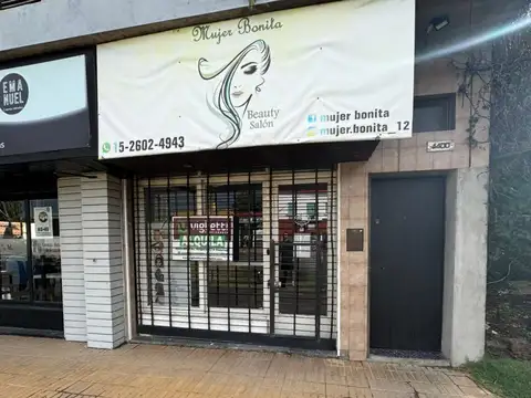 LOCAL EN PLENO CENTRO DE SOURIGUES $700.000