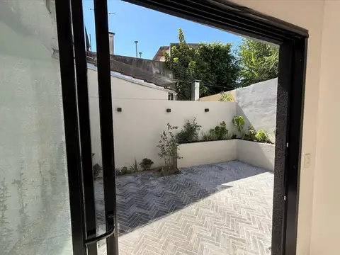 Depto Tipo Casa en Venta en Olivos, USD 270.000