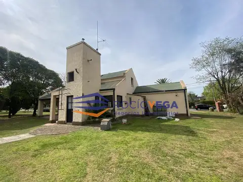 Casa en Venta y o Alquiler  en Banco Provincia Moreno