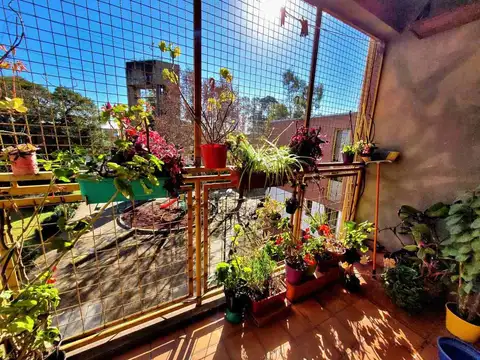 DEPARTAMENTO 4 ambientes en venta en POMPEYA