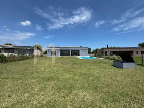 Casa en Venta en San Sebastian, USD 220.000