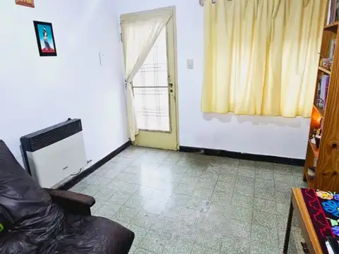 Depto Tipo Casa en Venta de 4 ambientes