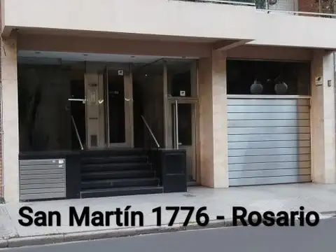 SE VENDE COCHERA CENTRICA