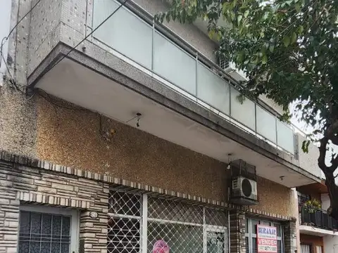 Avenida Angel Gallardo 600