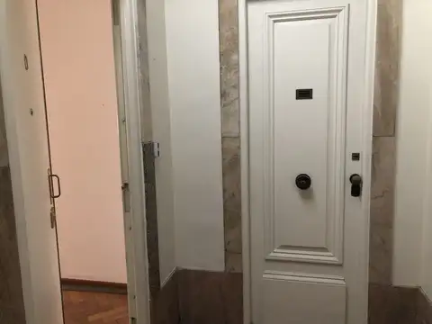 Oficina en Venta en Floresta, USD 175.000