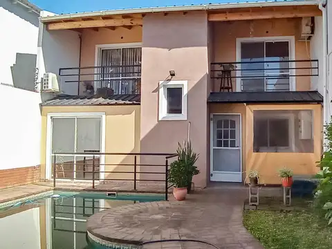 APTO CRÉDITO PH 3 ambientes en venta con pileta en Ciudadela Bajas expensas