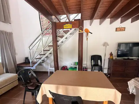 Casa 3 ambientes con 1 baño