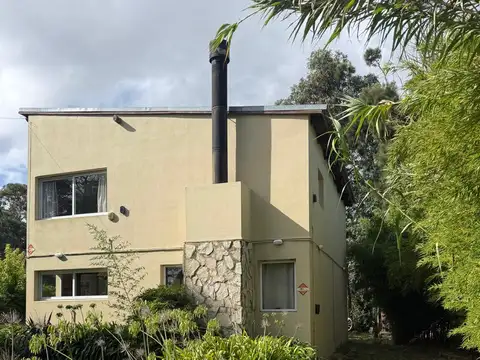 Casa 3 ambientes en Alquiler - Acantilados