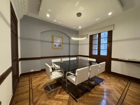 Oficina en Venta 90 años