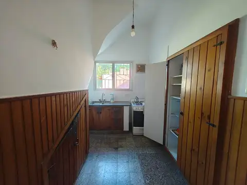 Casa en Alquiler con 2 cocheras