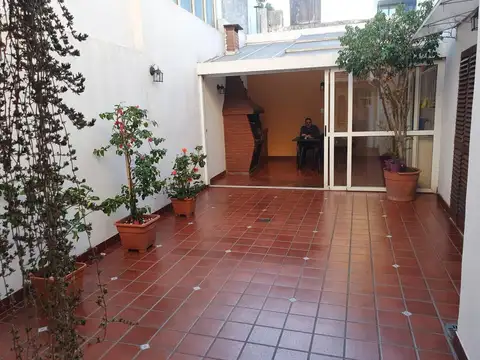Casa en Venta en Liniers, USD 400.000