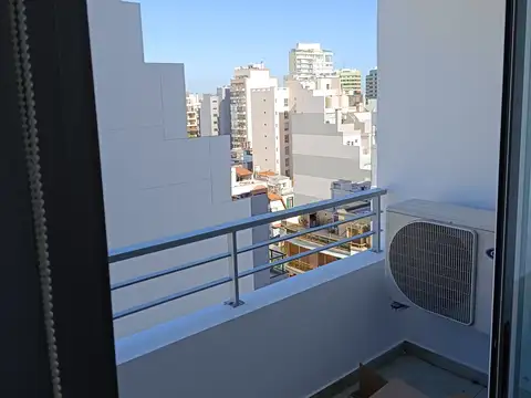 Departamento 2 ambientes en alquiler en Urquiza R