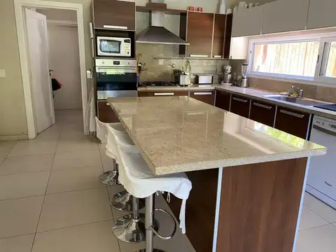 Casa en Alquiler Temporal en General Pacheco, USD 10.000