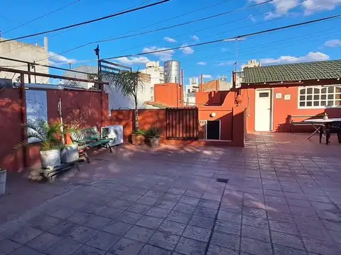 PH TIPO CASA EN VENTA PARQUE PATRICIOS TERRAZA