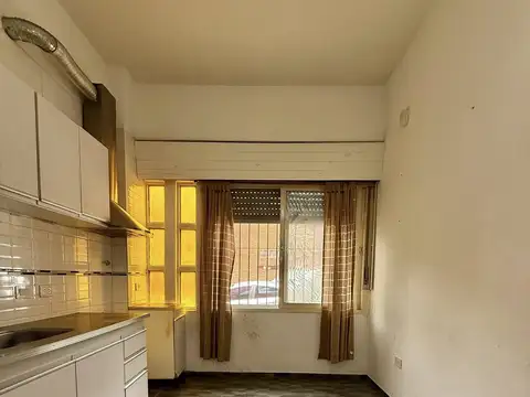 Depto Tipo Casa en Alquiler en Wilde, $ 350.000