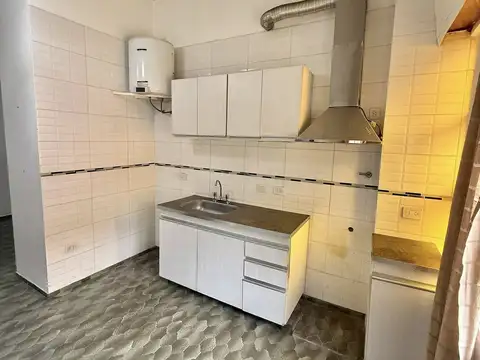 MONOAMBIENTE PLANTA BAJA AL FRENTE