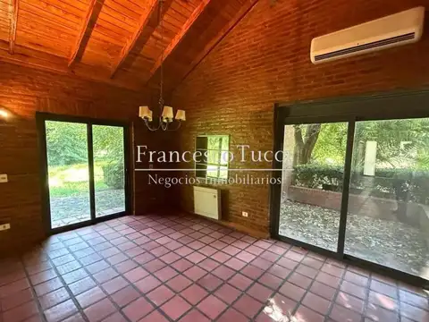 Casa en Alquiler en La Tradicion, USD 1.150