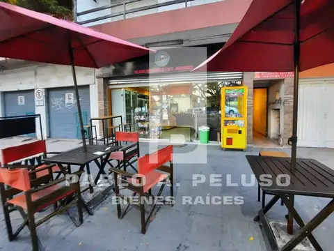 LOCAL FRENTE A LA COLONIAL. MERLO. ZONA OESTE.