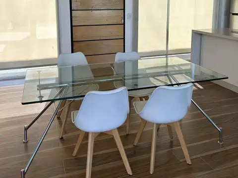 Casa en Alquiler de 3 dormitorios