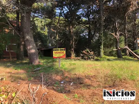 Lote en Costa del Este - Las Amapolas e/ Av. 3 y Av. 4 - B530