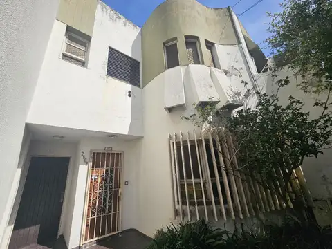 Depto Tipo Casa en Venta de 4 dormitorios