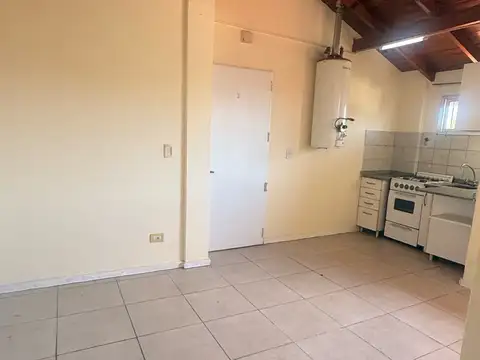 Departamento 2 piso por escalera