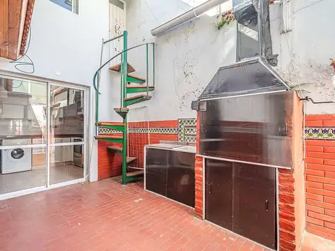 VENTA PH 2 AMBIENTES CON PATIO EN PALERMO