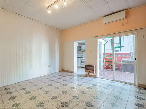 Depto Tipo Casa en Venta de 2 ambientes