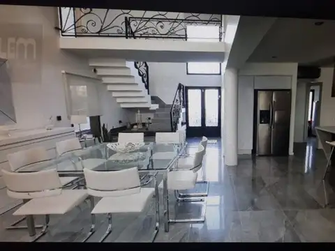 Casa en Venta en San Vicente, USD 470.000