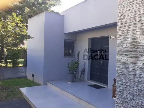 Casa 3 ambientes con 3 baños