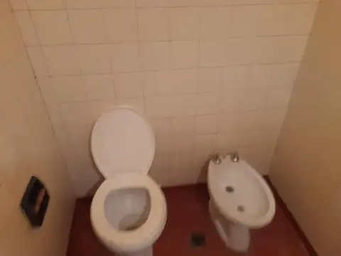 Monoambiente con patio-planta baja.Excelente ubicacion